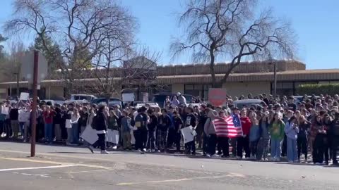 Oak Ridge High School Students in El Dorado Hills, CA walk out in protest of mask mandates