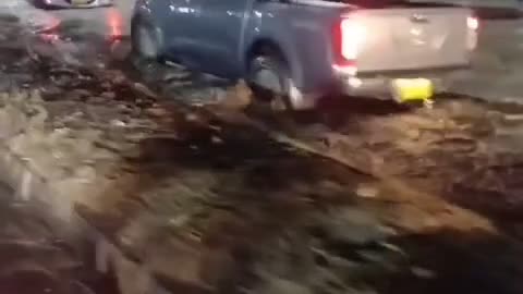 Lluvias en el anillo vial de Girón