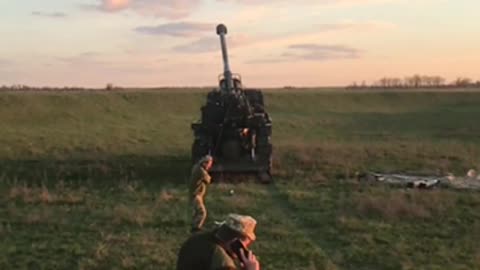 UAF fire from a prototype 155-mm wheeled self-propelled gun 2S22 "Bogdan"