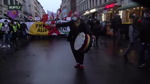 LIVE: Berlin / Deutschland - Kurdische Gemeinde fordert Freiheit für PKK-Führer - 27.11.2021