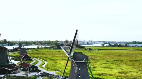 Windmills of Zaanse Schans ♎🎊