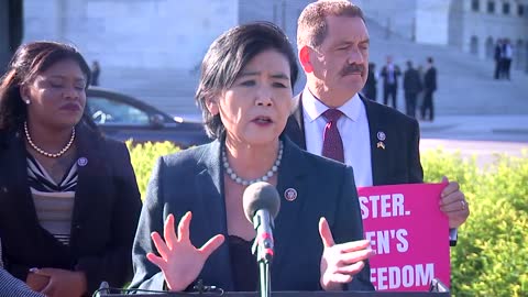 Democratic Reps. Casten, Bush and Crow hold a press conference on ending the filibuster to protect abortion rights