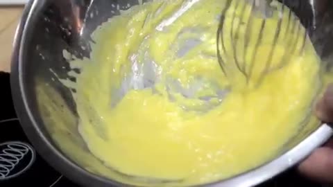 Make hollandaise in one minute
