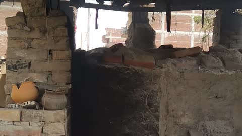 Modified traditional furnace for pottery.