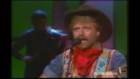 "Cowboy Christmas Ball" Michael Martin Murphey 1985 [Live Performance Country Music TV Show]