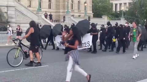 DC: Antifa chants "burn it down" outside SCOTUS