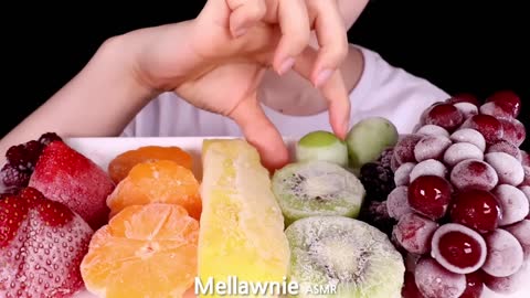 ASMR FROZEN FRUITS STRAWBERRY, GRAPE, KIWI, PINEAPPLE, BLACKBERRY etc. EATING SOUNDS MUKBANG