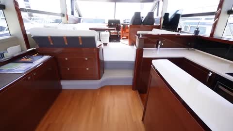 £650,000 Yacht Tour : 2015 Princess 52-13