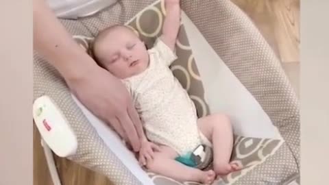 I bet you will cry laughing when after watching these funny babies