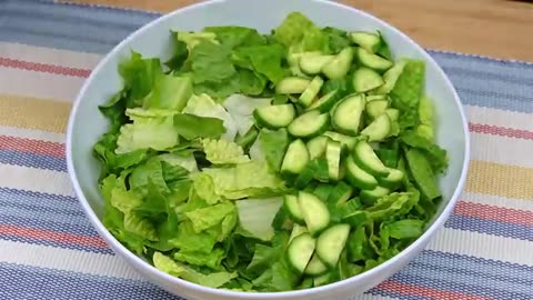 Der leckerste Griechischer Salat! Einfacher und leckerer Athener Salat!