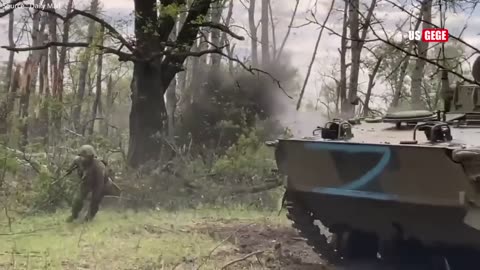 ATTACK FOOTAGE!! Ukrainian Volunteer Battalion destroyed 4 Russian Tanks and 11 APVs in Zaporizhzhia