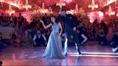 Epic moves of Father and Daughter at the wedding gone viral