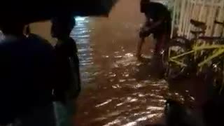 Video: Grave emergencia por fuerte aguacero en Cali