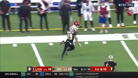 Ja'Marr Chase makes a man miss and gets a big gain