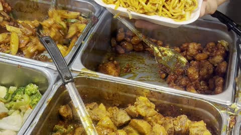 Chinese Takeout Gives Oodles of Food