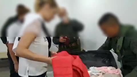 COCAÍNA EN EL AEROPUERTO