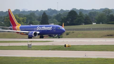 Southwest Boeing 737 Max 8 departing St Louis Lambert Intl - STL
