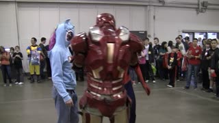 Spider-Man & Iron Man Dancing Gangnam Style