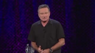 FLASHBACK: Comedy GOAT Robin Williams relentlessly ROASTS Joe Biden in 2009— we were warned. 🔥