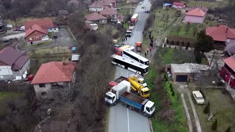 Serb truck leaves Kosovo roadblock, easing tension