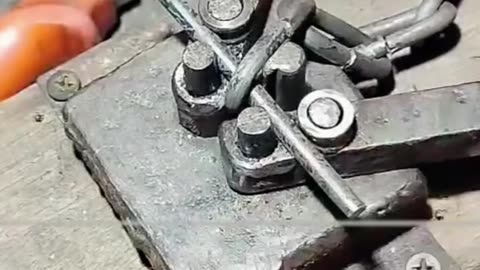 Iron Chain Making
