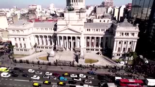 Argentina unrest shadows VP's corruption allegation