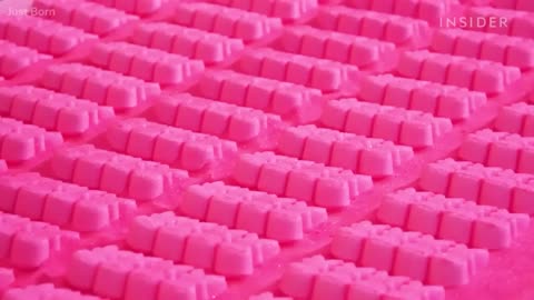 How It's Made: Marshmallow Peeps