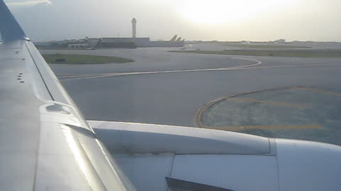 LAN 767-300 landing at Miami