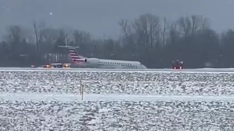 American Eagle Jet has Slide Off Runway at Rochester International Airport