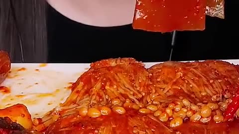 Spicy Enoki Mushrooms, Lobster #zoeyasmr #zoeymukbang #bigbites #mukbang #asmr #food #먹방 #틱톡푸드 #spic