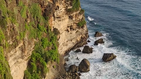 Nusa penida .....waves cool breeze ....Bali