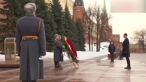 Bashar al-Assad lays a wreath at the Tomb of the Unknown Soldier in Moscow.