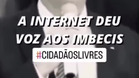 A internet deu voz aos imbecis?