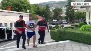 Po transportonte 14 emigrantë/ Arrestohet në Gjirokastër 31 vjeçari nga Kosova