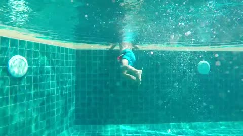 Hotel Pool Jumps Fun - Seychelles Holidays