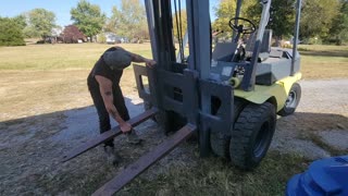 LOADING AND UNLOADING THE AIR COMPRESSOR