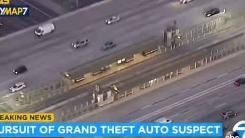 Suspect Outsmarts Police in Epic Chase!You Won't Believe How This Thrilling Pursuit Ends!