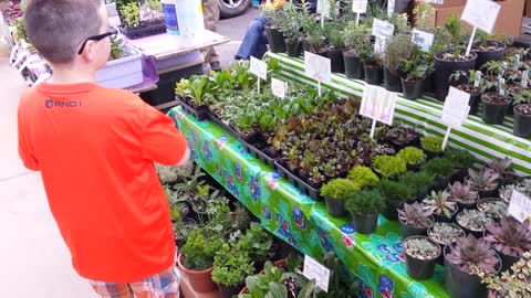 Garden Kids Eat Healthy At The Fayetteville Farmers' Market