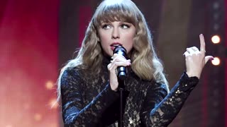 Taylor Swift fans crash website for tour tickets