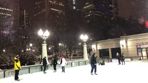 January 26, 2019 - A Snowy Night in Chicago / Millennium Park