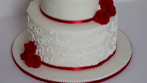 ***DIY RED ROSE WEDDING CAKE || Janie's Sweets***