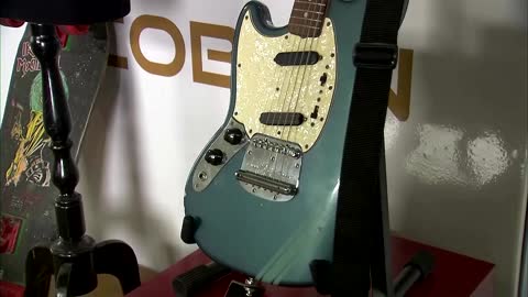 Kurt Cobain’s blue guitar goes up for auction