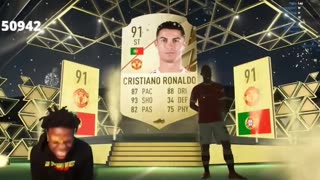 IShowSpeed completely loses it after packing Ronaldo