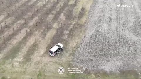 Ukrainian civilians tried to run to Romania on a field road but was caught by the regime