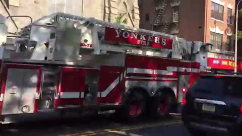Yonkers FD Tower Ladder 71 Responding (Q)