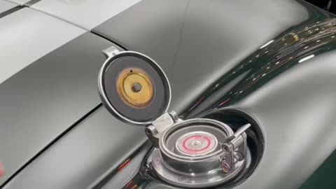 Satisfying clicks of The 1965 Shelby Cobra