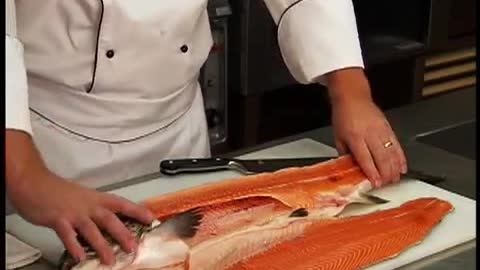 How to fillet a salmon?