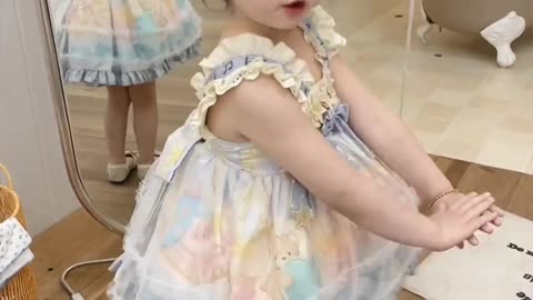 Cute girl inna song dance