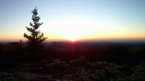 Sunrise from Harney Peak