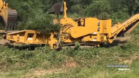 Extreme Fast Wood Chipper Machine Modern Technology - Amazing Wood Processor Big Tree Shredder Easy